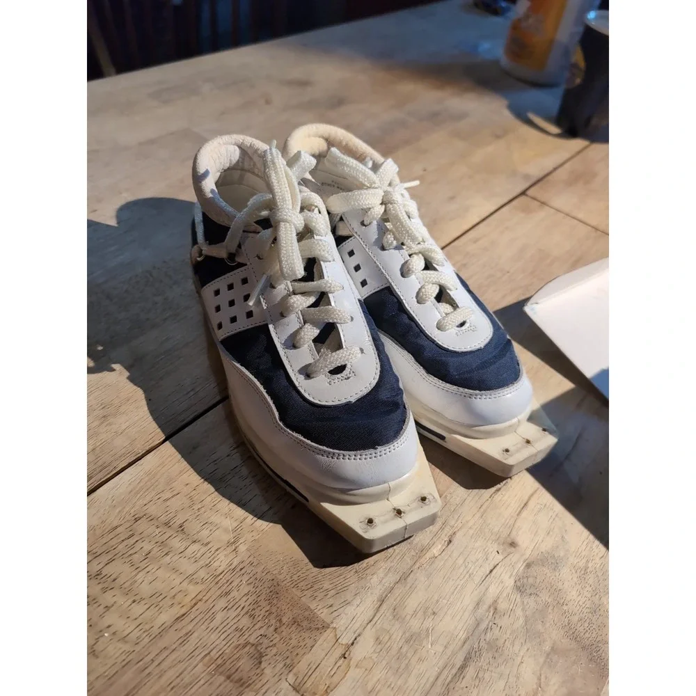 Trak cross country ski boots‎ - Size 6.5 Women's Vintage Original Box